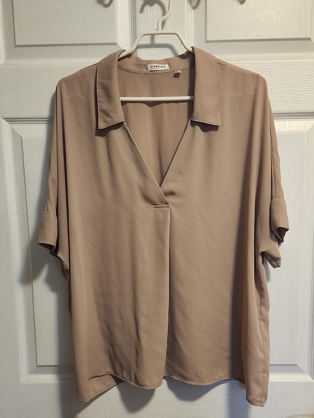 Reitmans Taupe V-Neck Collared Short Sleeve Blouse